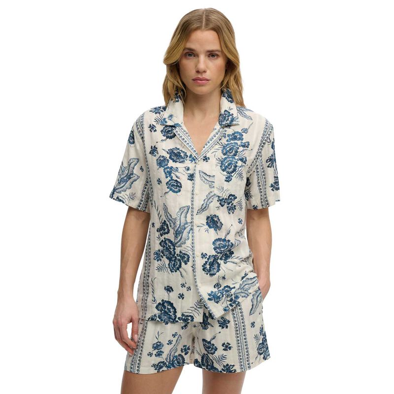 Superdry Beach Printed S/S Shirt image number 0